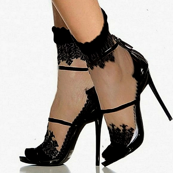 2 for $20 Sheer Breathable Summer Fashion Socks - Picture 3 of 3